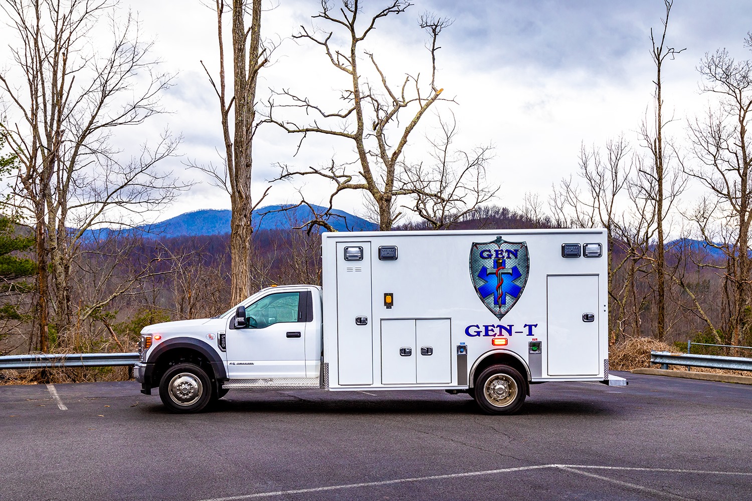 side profile of a the Gen-T GT-171 ambulance